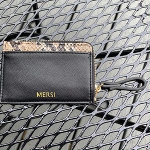 MERSI card holder